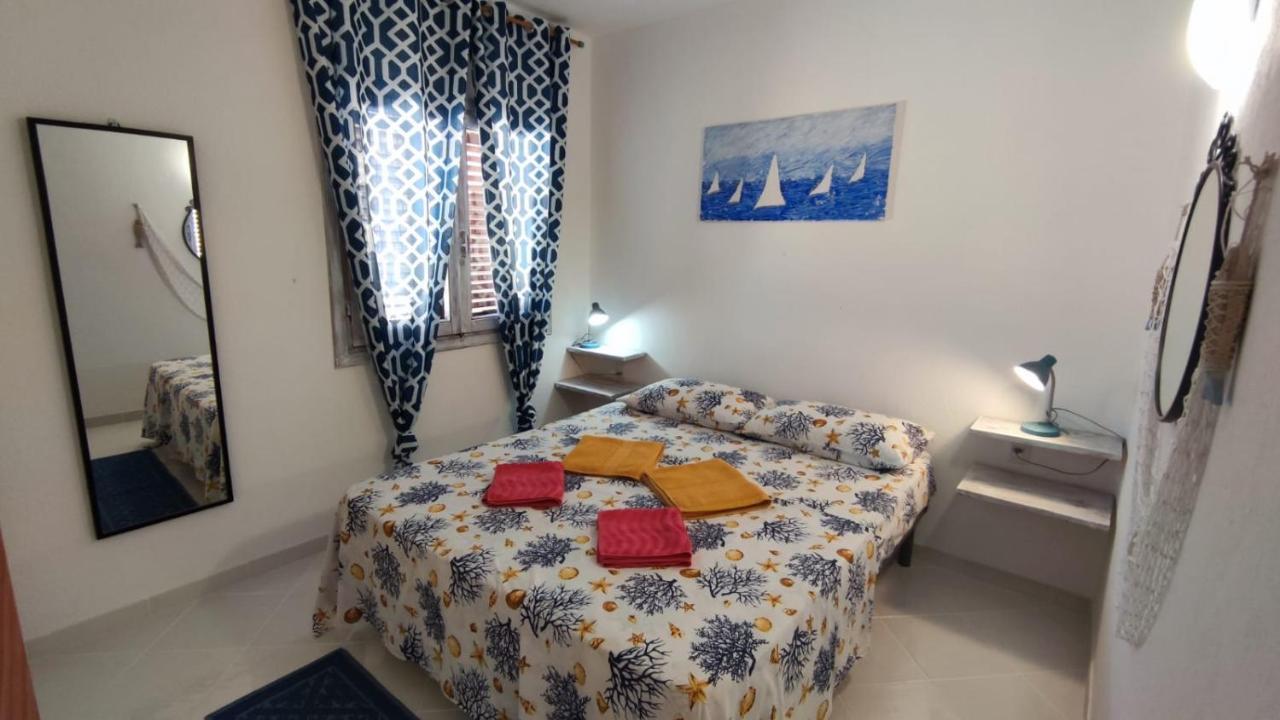 Appartamento Oltremare Vista Mare La Maddalena  Exterior photo